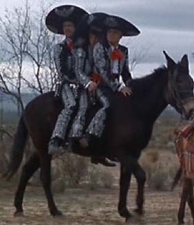 Three Amigos: The Amigos' ride to Santo Poco.