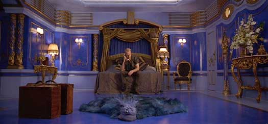 The Fifth Element: Korben's Room in Fhlostin Paradise