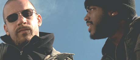 A Man Apart: Sean and Demetrius (Larenz Tate) have decided to break the case together.