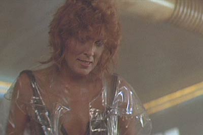 Blade Runner: Zhora has made up her mind about Deckard.