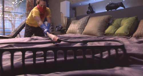 Deuce Bigalow: Male Gigolo: Doin' a little housekeeping�