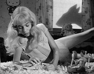 Frankenweenie: The neighbor girl mistakes the new Sparky for a monster.