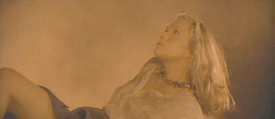 Jewel of the Nile: The incomparable Kathleen Turner.