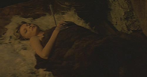 Ladyhawke: "I am sorrow" replies Isabeau