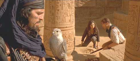 The Mummy Returns: Ardeth Bey is about to dispatch Horus.
