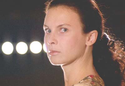Strictly Ballroom: Fran is back in beginners where she belongs so Scott can win the title with Liz in a gesture he believes will prevent his father from watching his son repeat his mistakes.