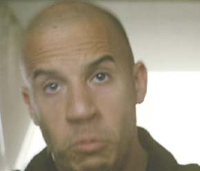 XXX: … but this expression as X gets yanked out of the plane makes XXX a bit more than just a macho adrenaline rush. Genuine moment or a calculated decision to show that Xander Cage is a real guy dancing as fast as he can? Wish I knew…