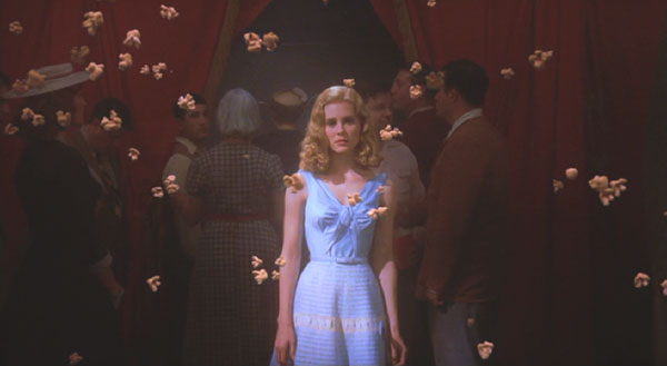 Big Fish: Tiem stands still for Ed as he looks at Sandra.