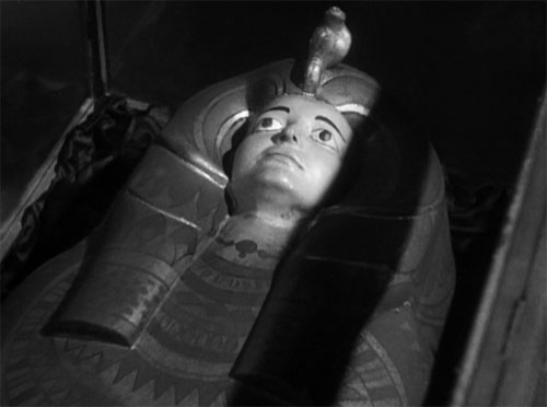 The Mummy (1932): The sarcophagus of Anck-es-en-Amon, daughter of a pharaoh and Im-ho-tep's great love, whom he means to resurrect.